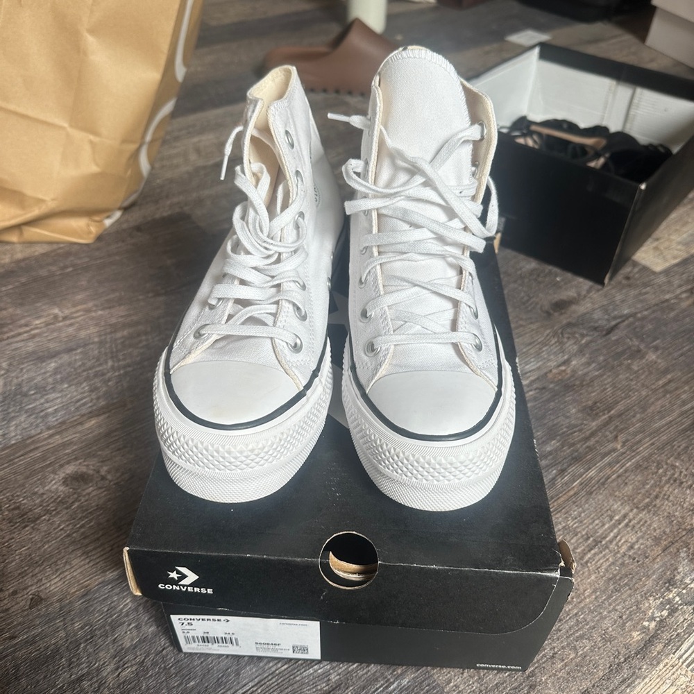 Converse Classic White High-Tops